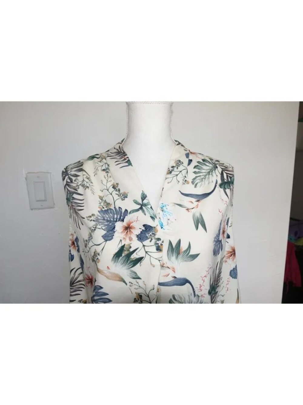 Sleeveless Tank Top